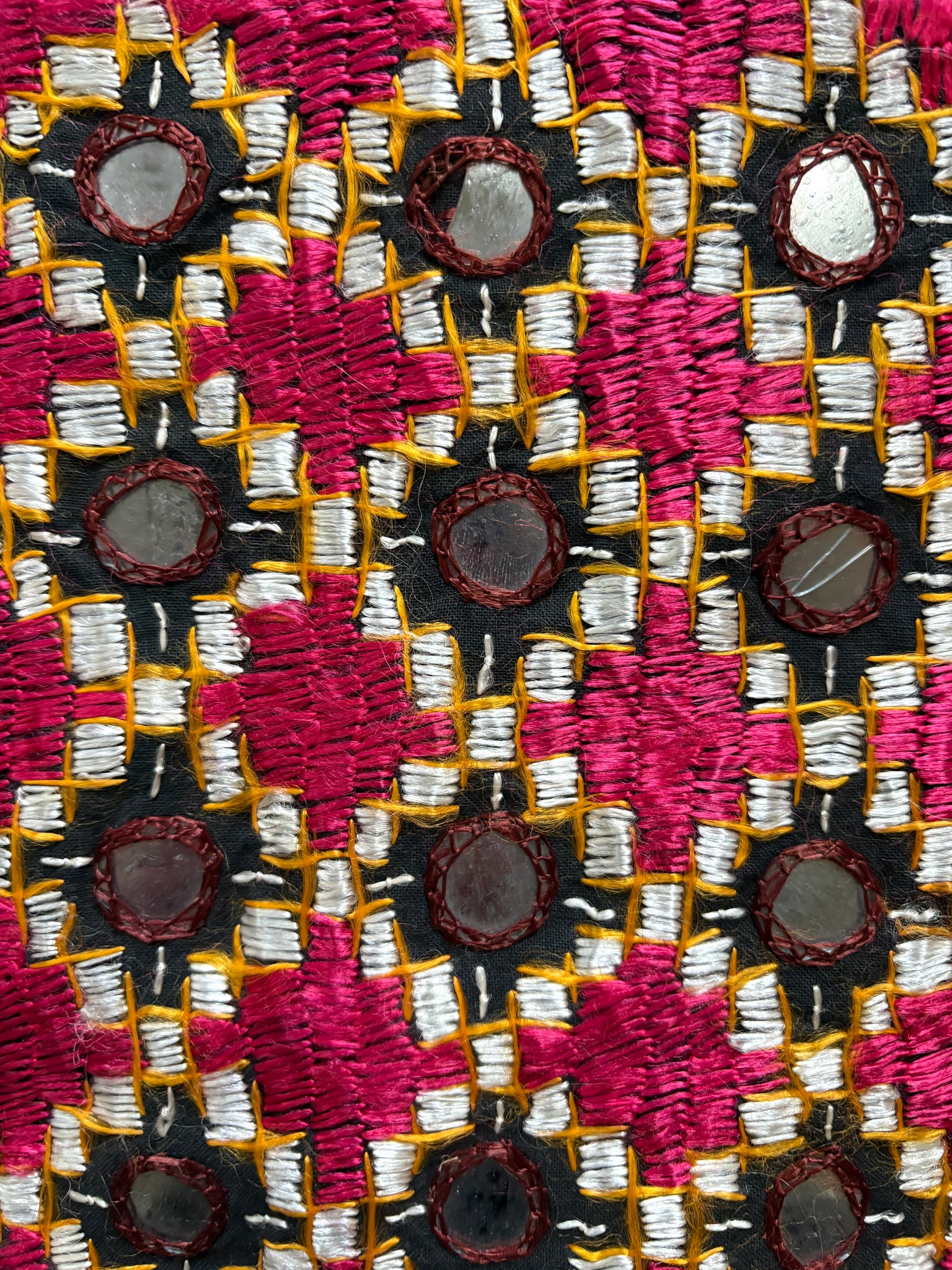 Gujurati textile, Kutch embroidery – Collector's Item