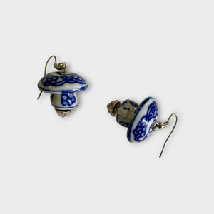 Dutch Heritage Delft blue ceramic earrings