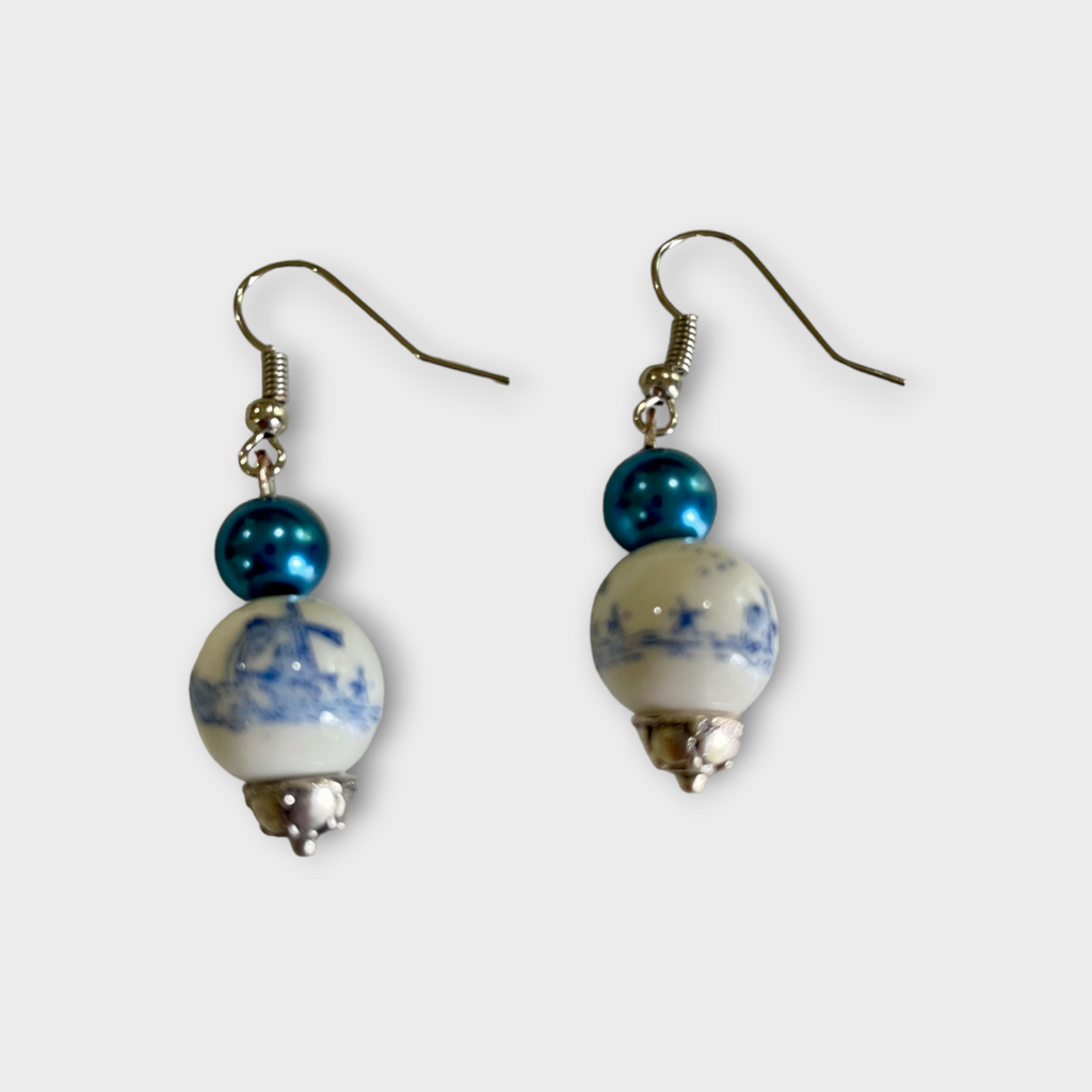 Delftblue ceramic earrings LANDSCAPE