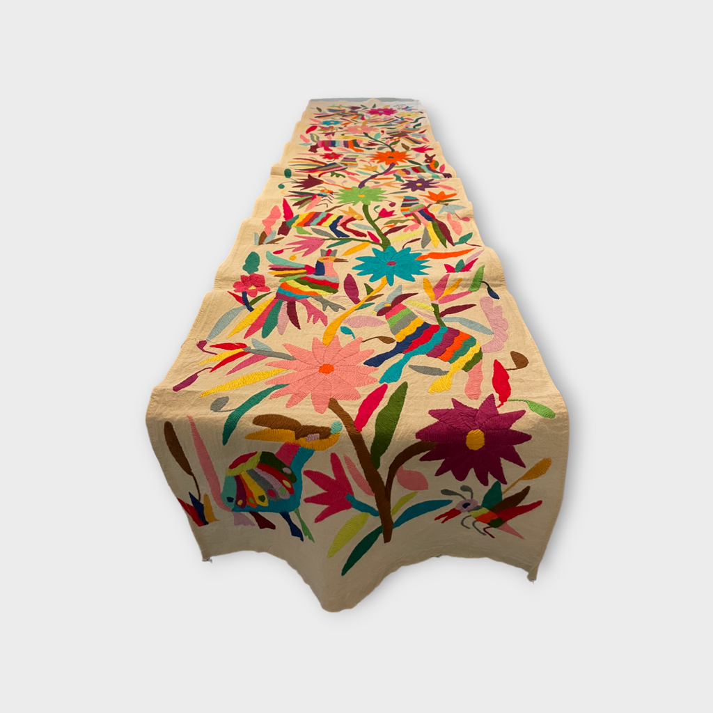 Otomi table/bed runner, Multicolor